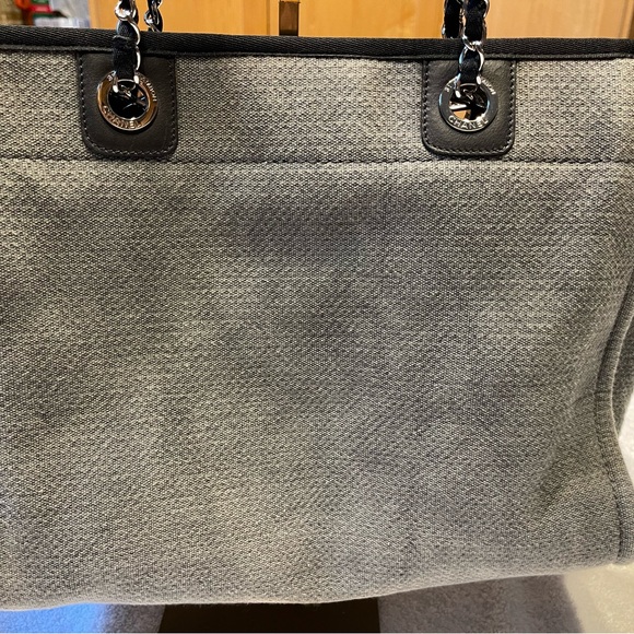 Chanel Deauville Shoulder Bag - Pre Black Friday Sale!!! - Picture 5 of 16